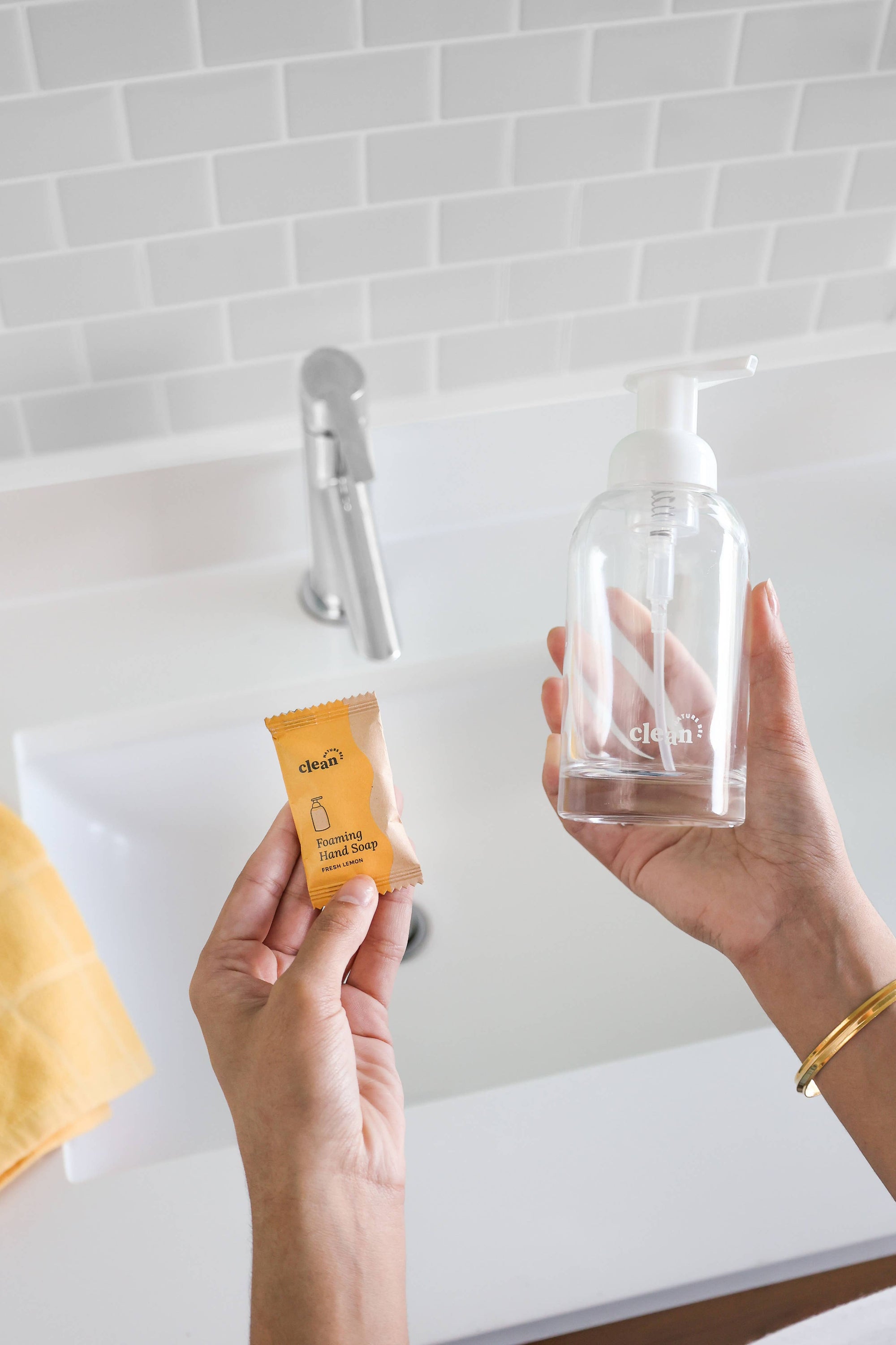 2 Fresh Lemon Concentrated Foaming Hand Soap Tablets (Box)