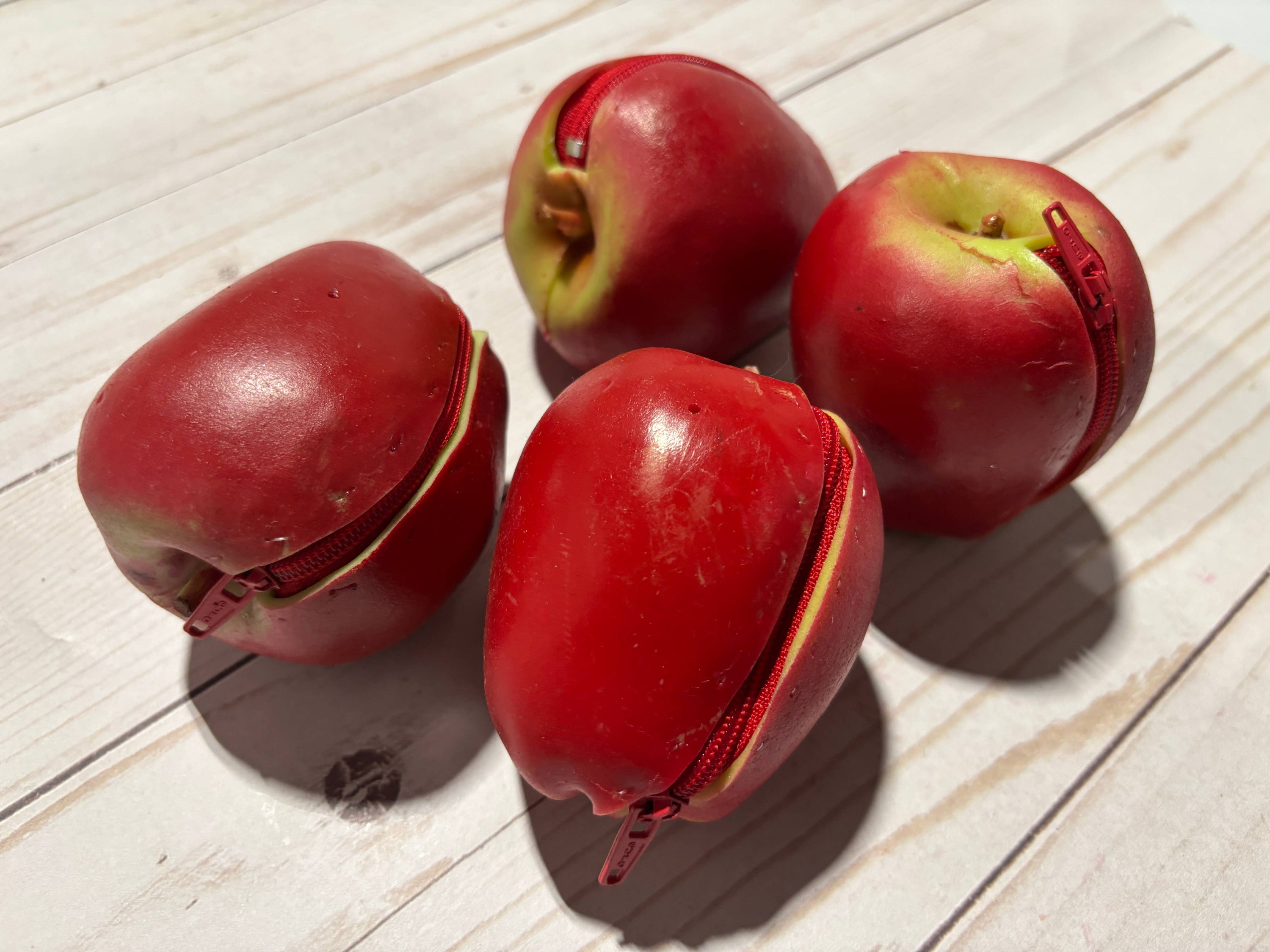 Gag Gift Coin Purse Apple