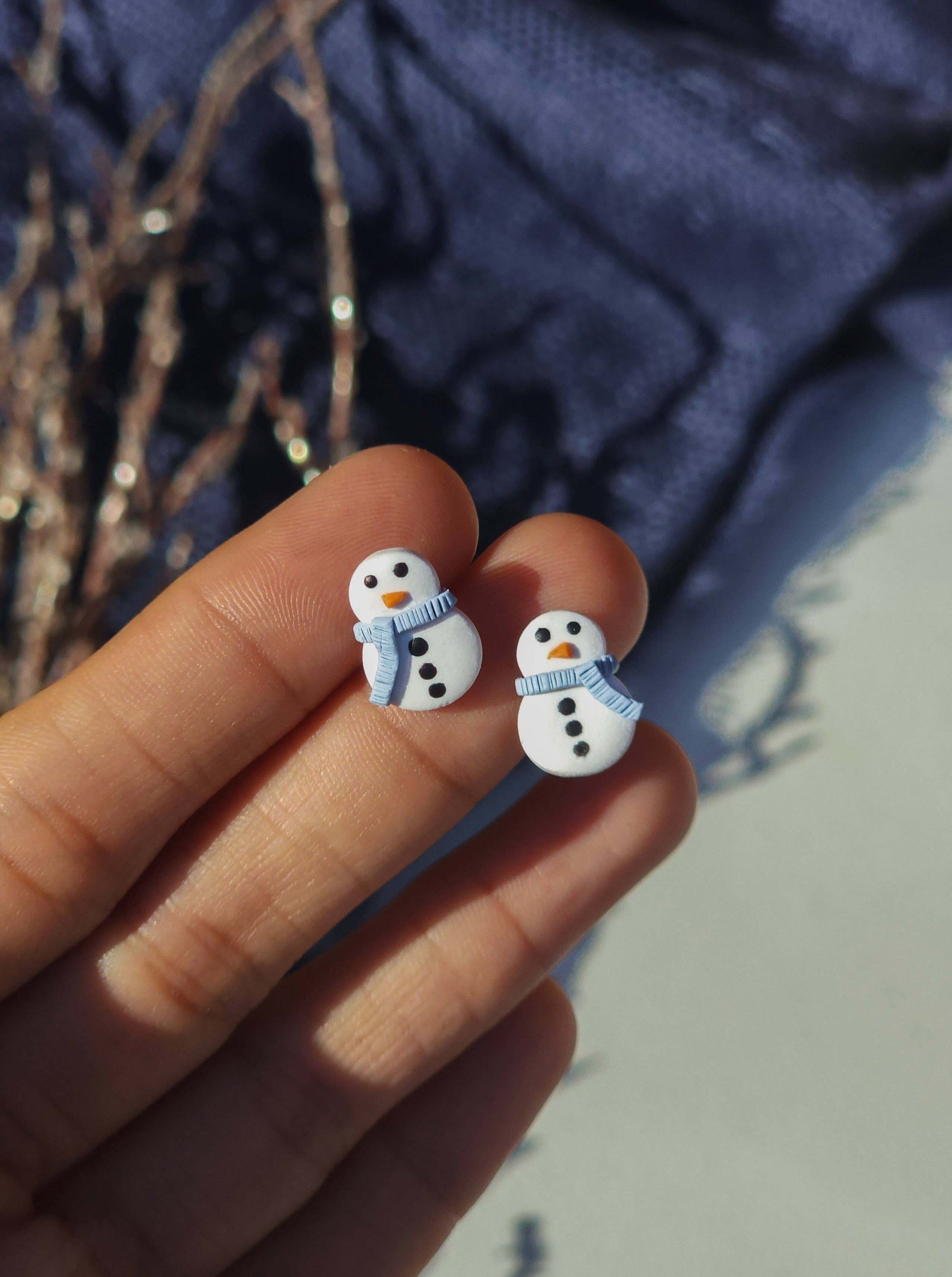 Little Snowmen | Christmas | Polymer Clay Stud Earrings