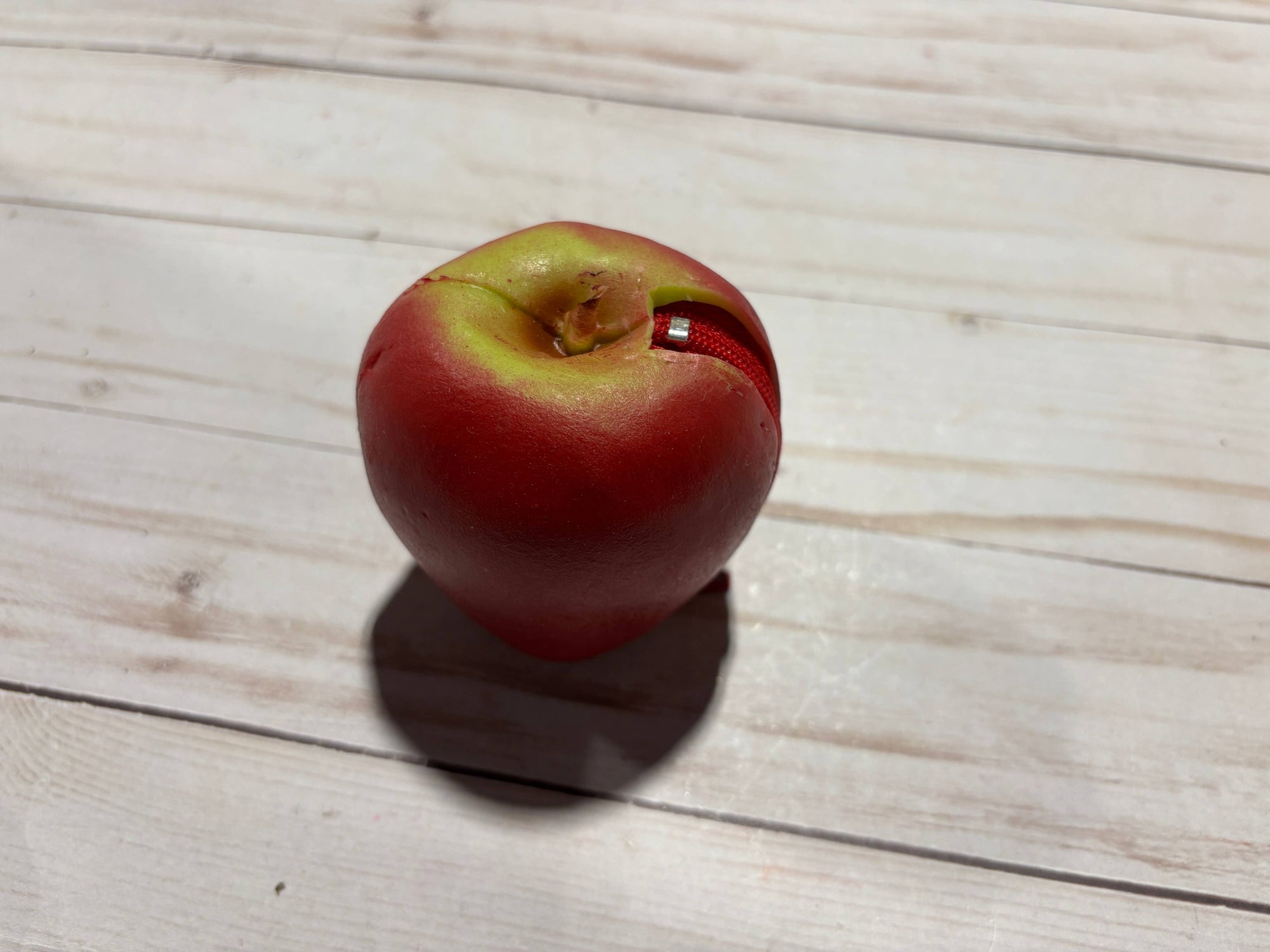 Gag Gift Coin Purse Apple