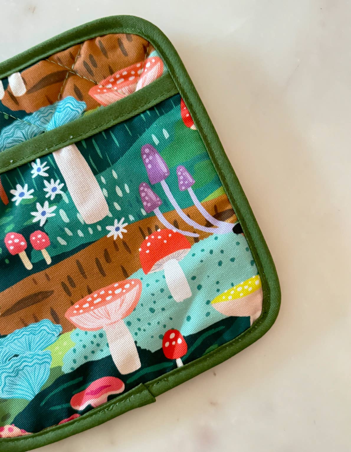 Mushroom Heaven Cotton Oven Mitt + Pot Holder Set