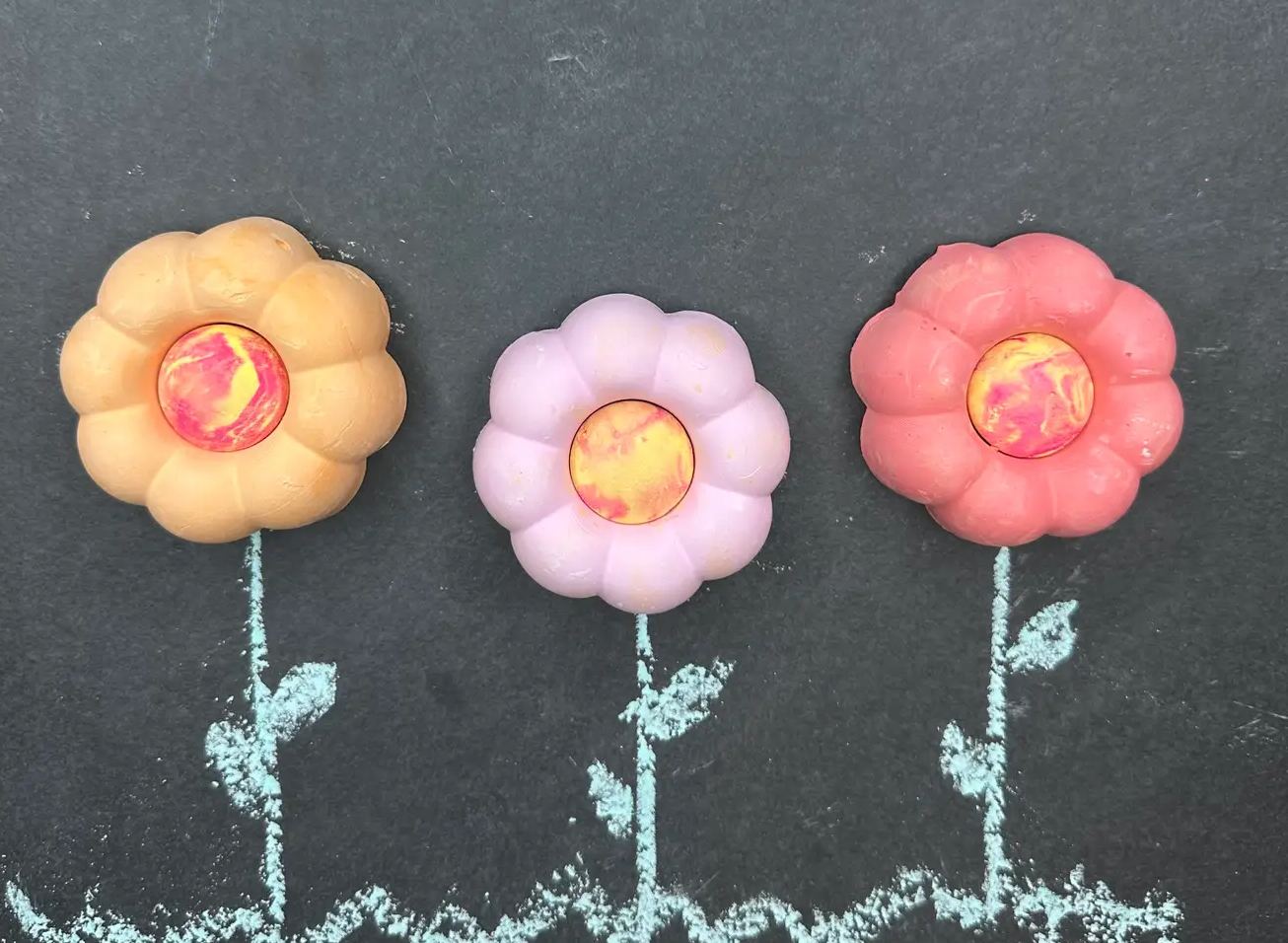 FLOWER POTS | wee by TWEE | SIDEWALK CHALK