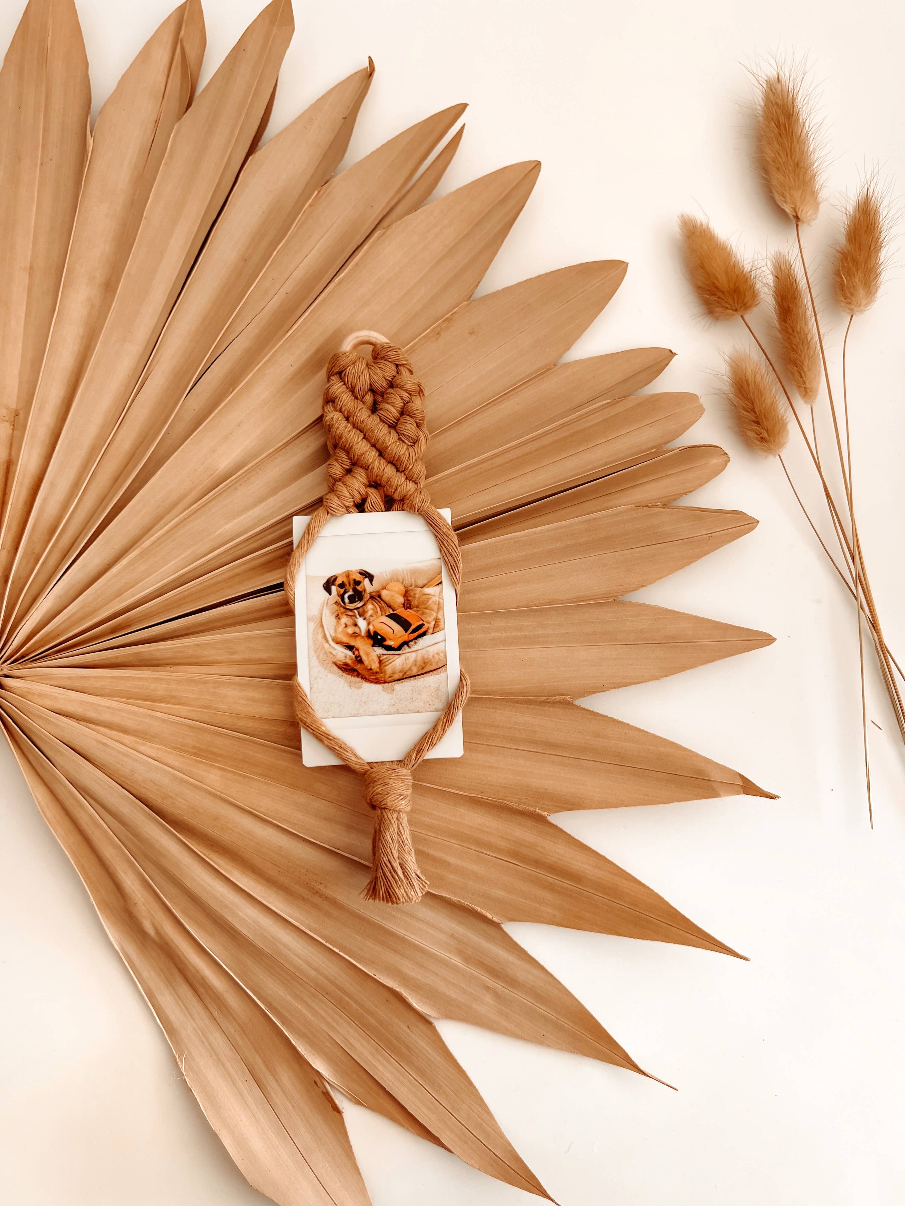Macrame Polaroid Holder | Picture Hanging Magnet for Fridge