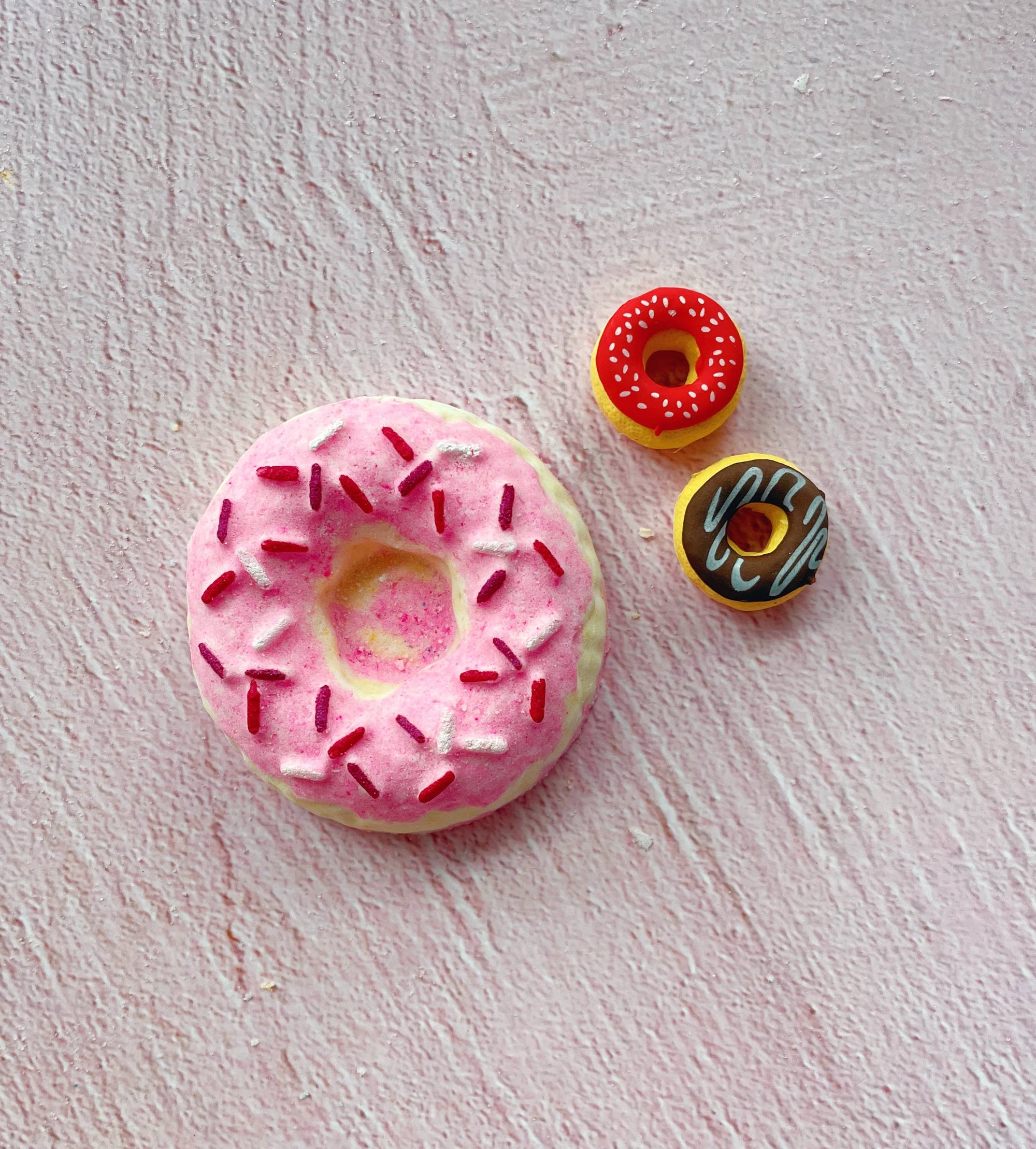 Donut Bath Bomb - with toy inside!