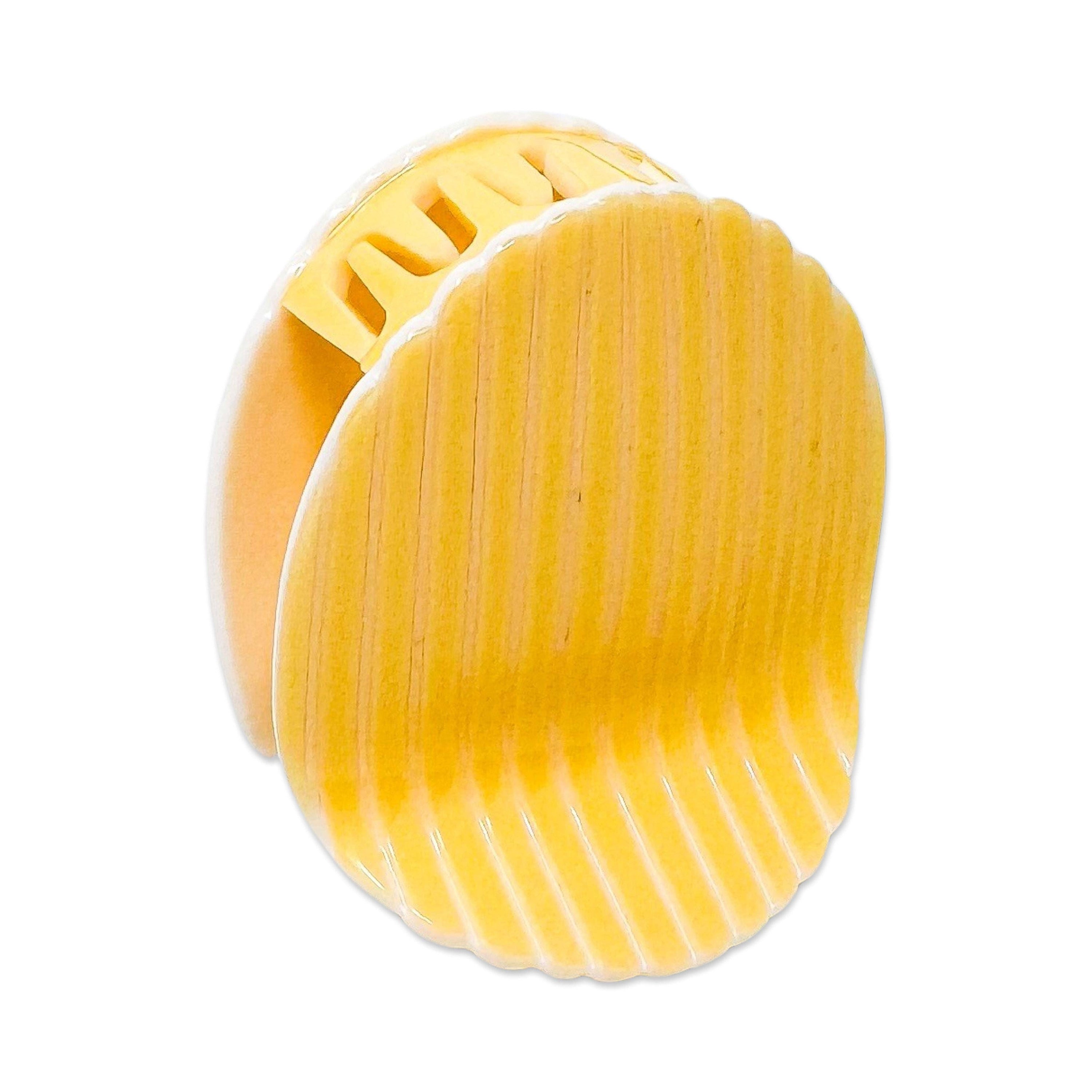 Midi Ruffle Chip Hair Claw Clip