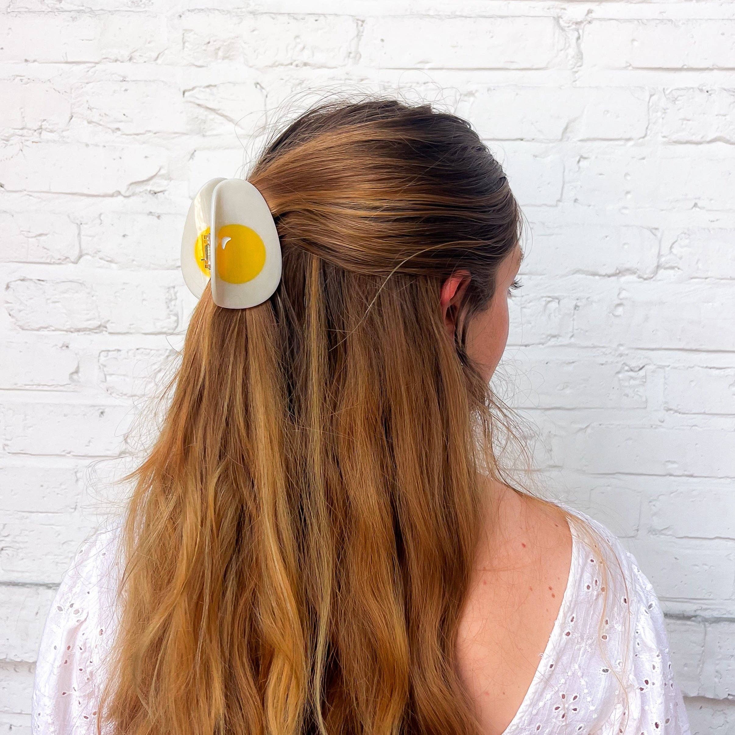 Midi Egg Hair Claw