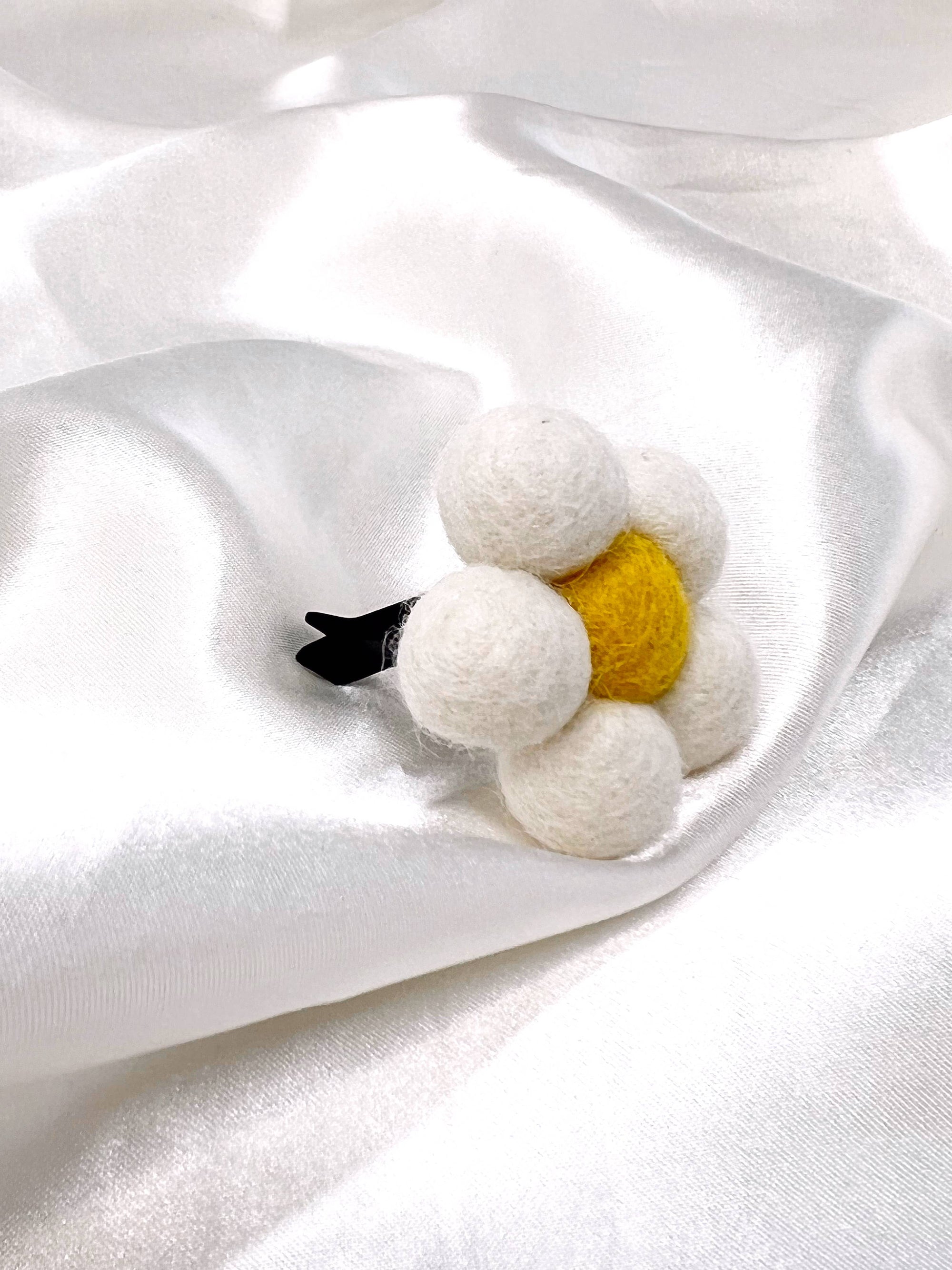 Flower Car Vent Clip - Cute, Felt, Accessories