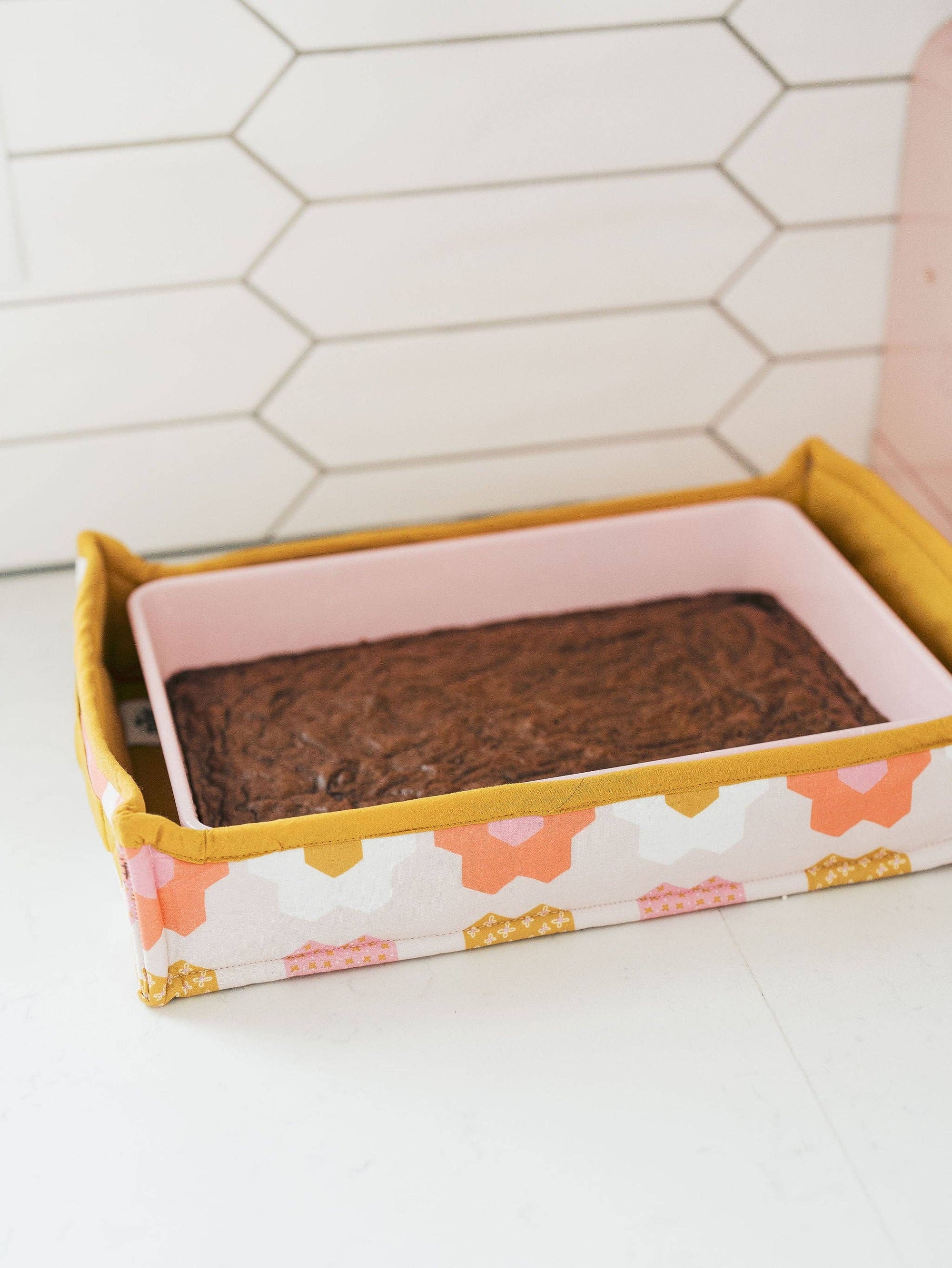 Flower Garden Casserole Bestie | Baking Dish Carrier