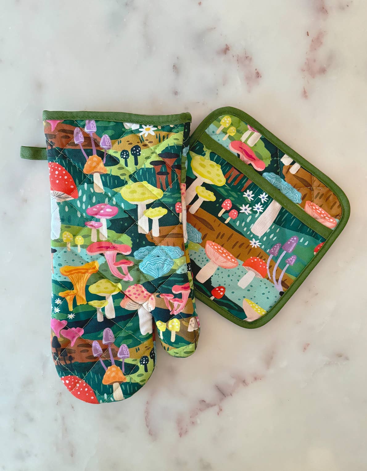 Mushroom Heaven Cotton Oven Mitt + Pot Holder Set